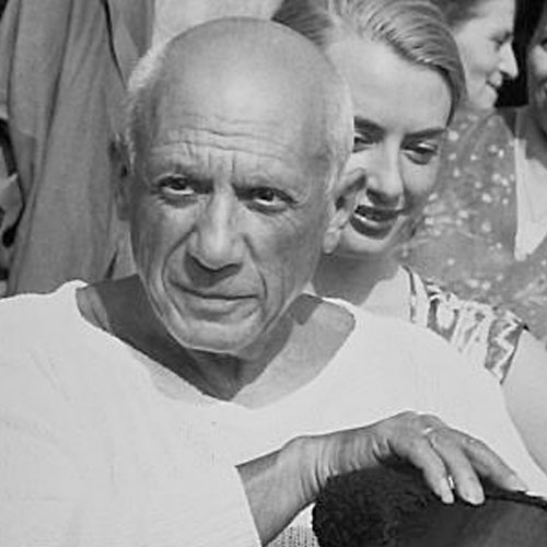 Brian Brake looks at Pablo Picasso Image